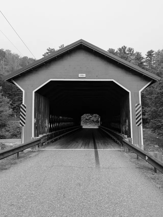 photograph of a covered bridge